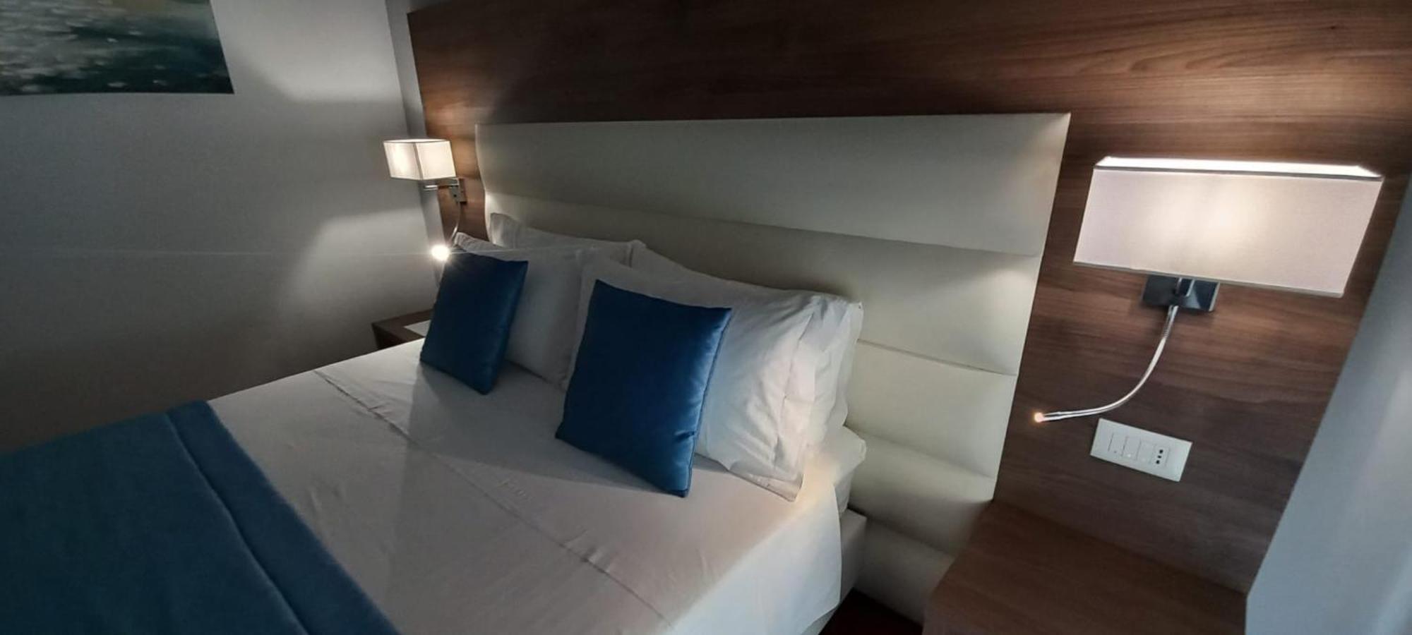 Orchid Luxury Suite Пескара Экстерьер фото
